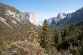 USCA1172378 Yosemite National Park (El capitan & Bridalveil Fall, Half dome in the background)